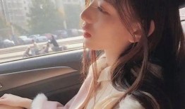 吃瓜女网红图片头像,揭秘吃瓜女网红的独特魅力！”